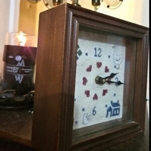 FINAL Mother Goose Vtg Wood Shadowbox Needlepoint  Clock WORKS hang or place